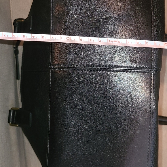 Coach Bag - Picture 4 of 8